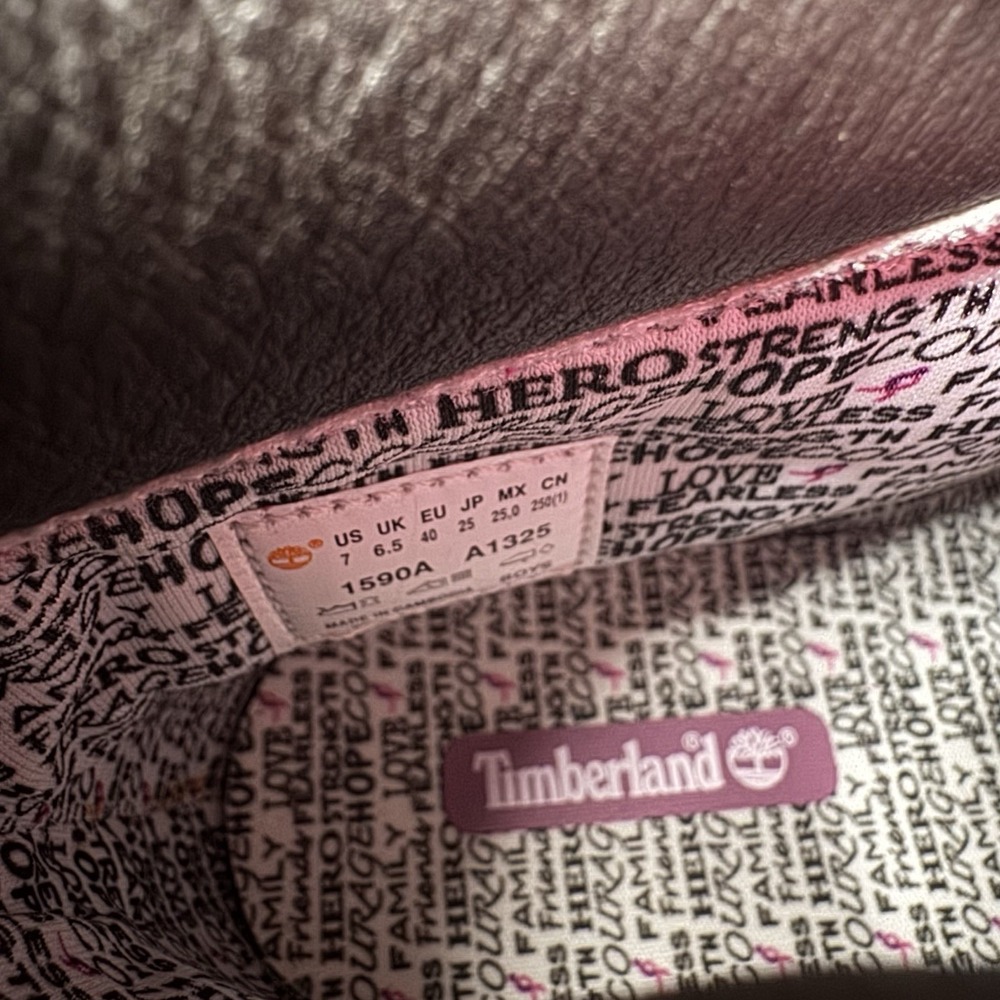 Breast Cancer Awareness Timberland‎ Boots Men's 7 - Picture 8 of 8